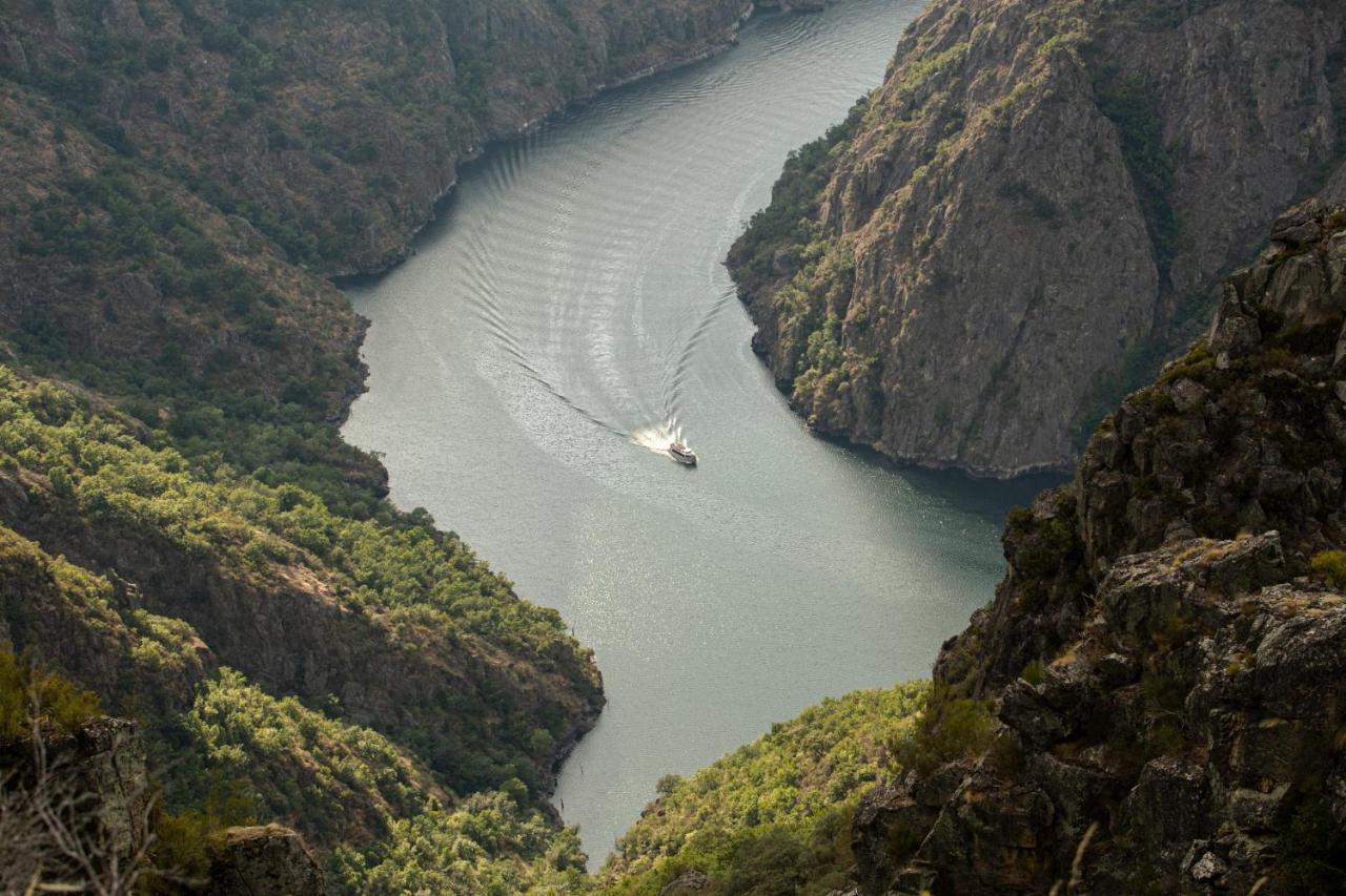 Alojamiento Turistico Caxide Parada De Sil Ribeira Sacra Экстерьер фото